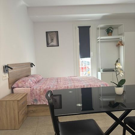 Ferienwohnung Estupendo Piso A 5 Min De La Estacion De Bus Y Tren Maria Zambrano Málaga Exterior foto